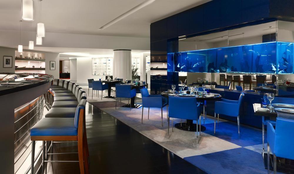 Le Meridien Al-Chubar Zewnętrze zdjęcie The Blue Bar