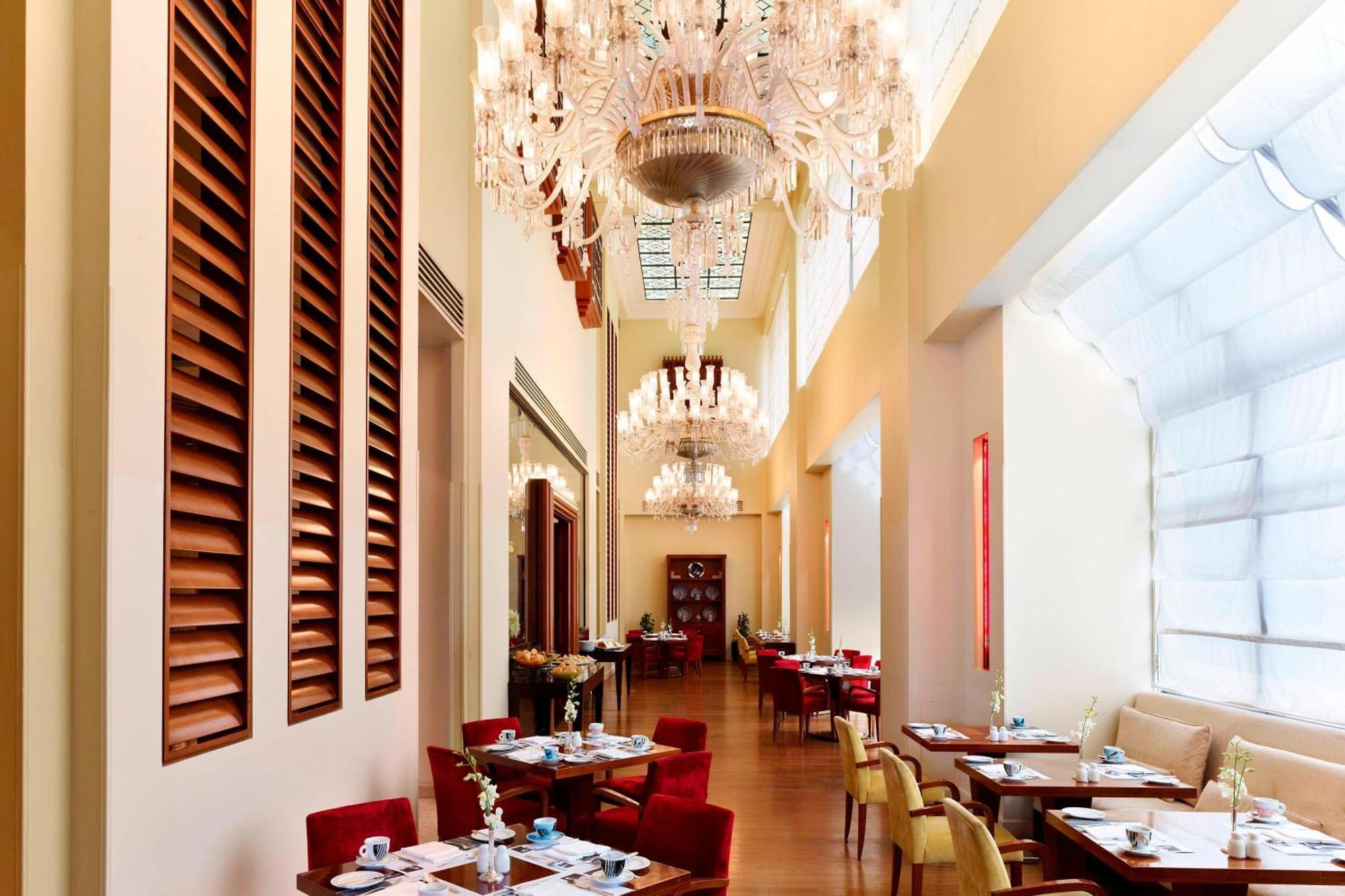 Le Meridien Al-Chubar Zewnętrze zdjęcie The restaurant
